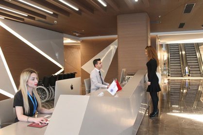 microfue_injerto_pelo_mejor_clinica_Turquia_ Cosmedica Clinic implantes capilares en Turquía